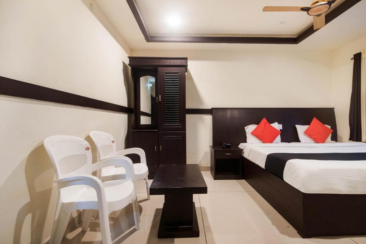 Capital O Alfa Hotel Vijayawāda Екстериор снимка